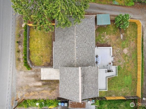 1115 207th Place NE, Sammamish WA 98074