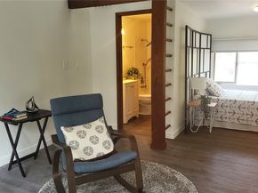 1115 207th Place NE, Sammamish WA 98074