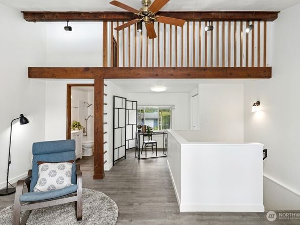 1115 207th Place NE, Sammamish WA 98074