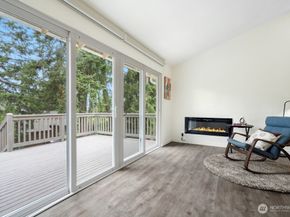 1115 207th Place NE, Sammamish WA 98074