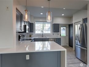 23120 SE Black Nugget Road A2, Issaquah WA 98029