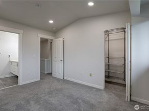 23120 SE Black Nugget Road A2, Issaquah WA 98029