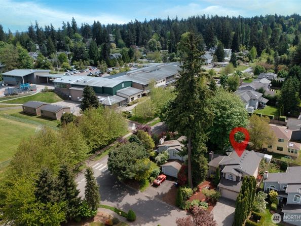 12737 NE 97th Place, Kirkland WA 98033