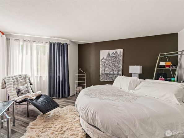 12737 NE 97th Place, Kirkland WA 98033