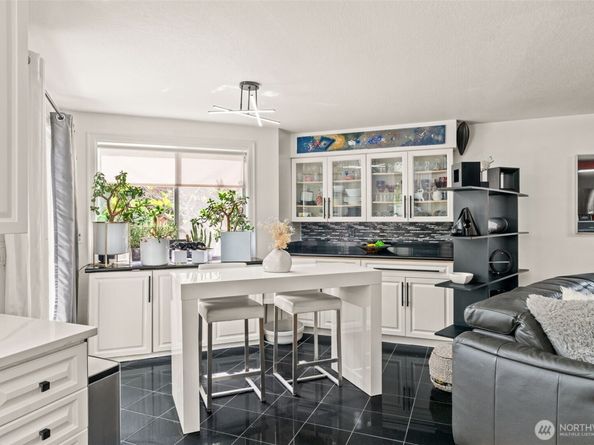 12737 NE 97th Place, Kirkland WA 98033