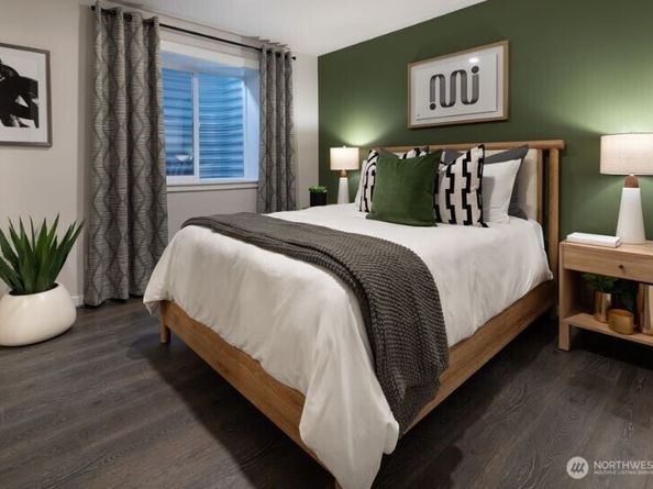 13214 NE 127th Court B, Kirkland WA 98034
