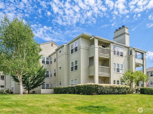 4109 224th Lane SE 213, Issaquah WA 98029