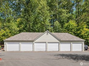 4109 224th Lane SE 213, Issaquah WA 98029
