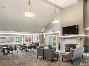 4109 224th Lane SE 213, Issaquah WA 98029