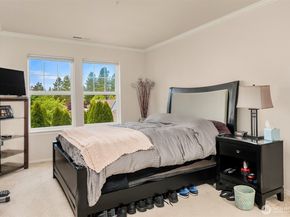 4109 224th Lane SE 213, Issaquah WA 98029
