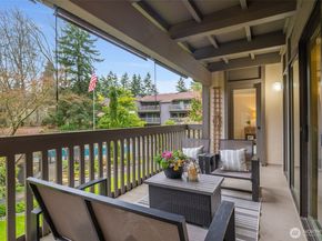 1606 NE 140th Street N4, Seattle WA 98125