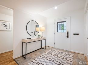 1606 NE 140th Street N4, Seattle WA 98125