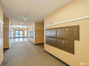 13717 linden Avenue N 231, Seattle WA 98133