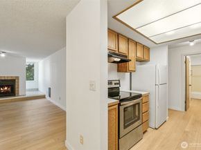 13717 linden Avenue N 231, Seattle WA 98133