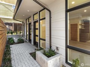 6732 Alonzo Avenue NW B, Seattle WA 98117