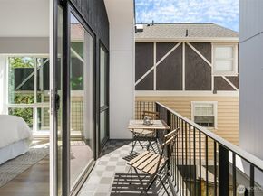 6732 Alonzo Avenue NW B, Seattle WA 98117