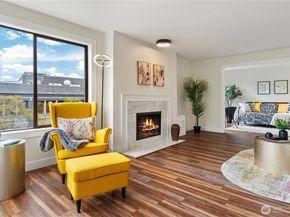 7850 E Green Lake Drive N 204, Seattle WA 98103