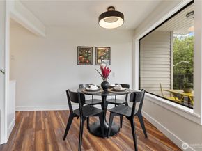 7850 E Green Lake Drive N 204, Seattle WA 98103