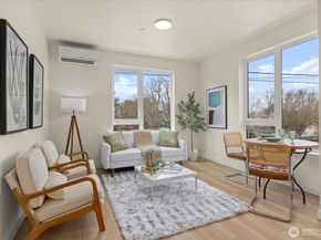 2372 Franklin Avenue E, Seattle WA 98102