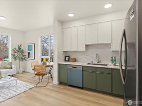 2372 Franklin Avenue E, Seattle WA 98102