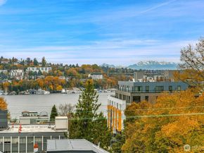 2372 Franklin Avenue E, Seattle WA 98102