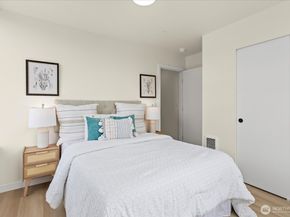 2372 Franklin Avenue E, Seattle WA 98102