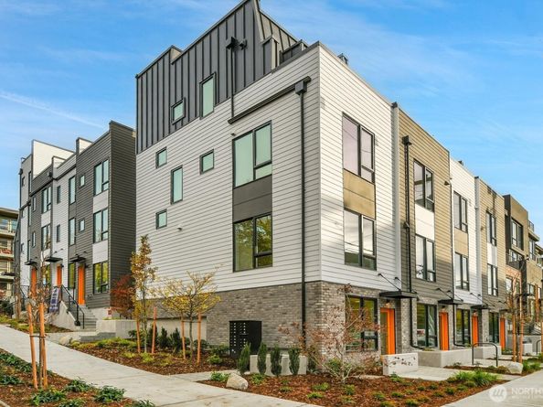 2372 Franklin Avenue E, Seattle WA 98102