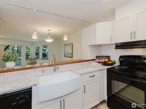 1750 152nd Avenue NE W110, Bellevue WA 98007