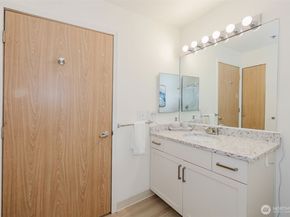 1750 152nd Avenue NE W110, Bellevue WA 98007