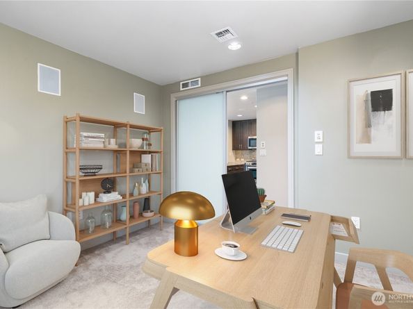 10650 NE 9th Place 1423, Bellevue WA 98004