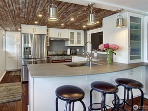 2401 N Northlake Way B13, Seattle WA 98103