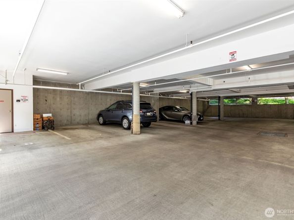20800 72nd Avenue W 202, Edmonds WA 98026