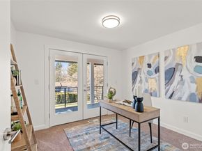 19010 102nd Avenue SE, Renton WA 98055