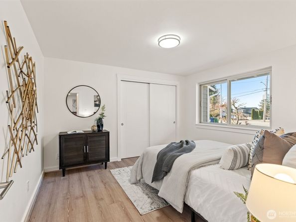 19010 102nd Avenue SE, Renton WA 98055