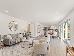 19010 102nd Avenue SE, Renton WA 98055
