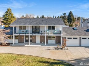 19010 102nd Avenue SE, Renton WA 98055