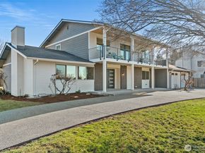 19010 102nd Avenue SE, Renton WA 98055