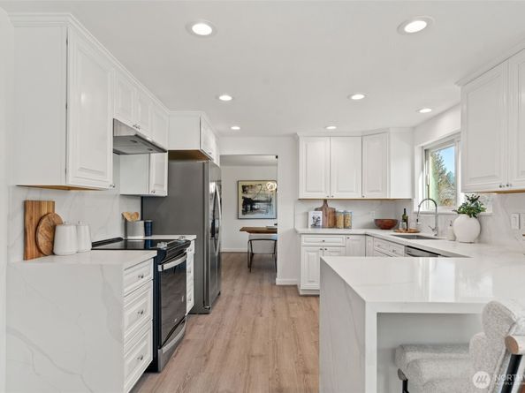 19010 102nd Avenue SE, Renton WA 98055
