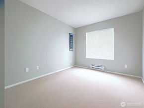 3733 S Holly Park Drive 4, Seattle WA 98118
