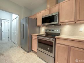 3733 S Holly Park Drive 4, Seattle WA 98118