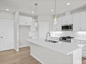 13217 NE 127th Way A, Kirkland WA 98034