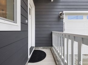 2112 SW 103rd Place, Seattle WA 98146