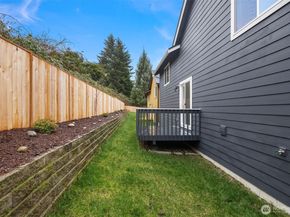2112 SW 103rd Place, Seattle WA 98146