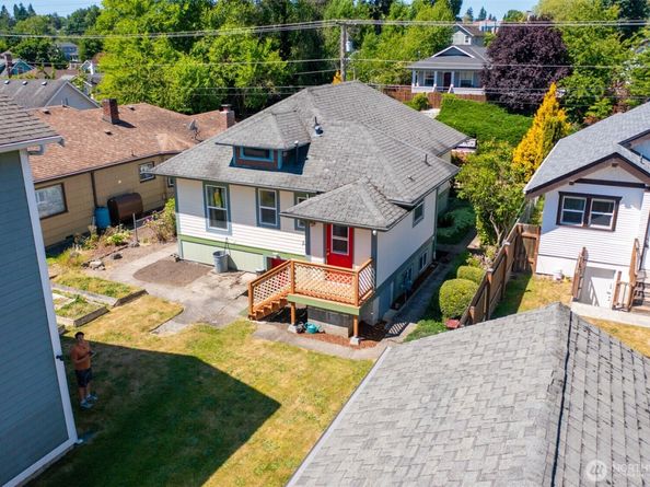 1334 Elizabeth Avenue, Bremerton WA 98337