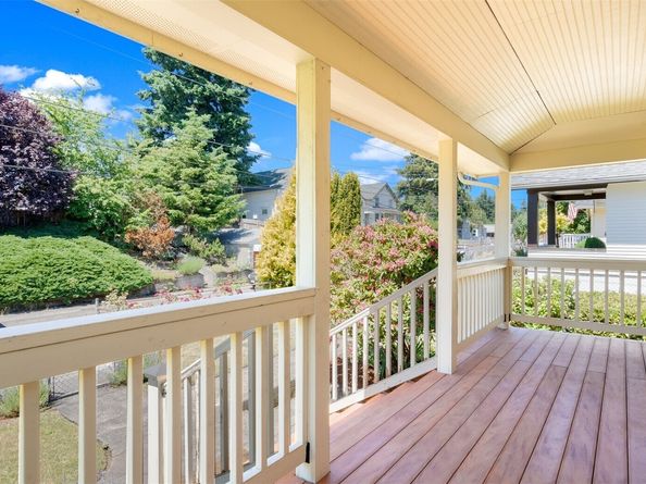 1334 Elizabeth Avenue, Bremerton WA 98337