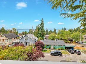 9266 44th Avenue SW, Seattle WA 98136
