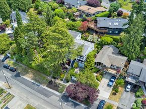 9266 44th Avenue SW, Seattle WA 98136