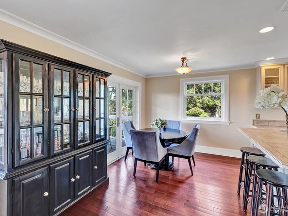 9266 44th Avenue SW, Seattle WA 98136