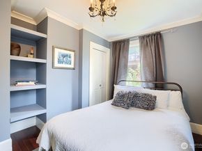 9266 44th Avenue SW, Seattle WA 98136