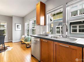 3253 SW Raymond Street, Seattle WA 98126